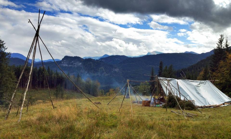 L'homme, son couteau et la nature : le survivalisme débarque en France !